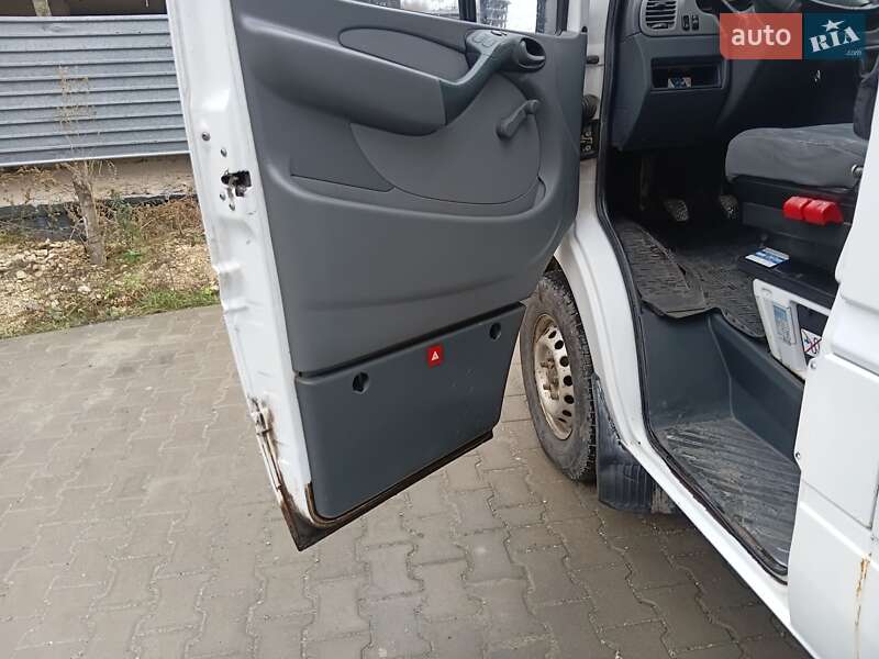 Вантажний фургон Mercedes-Benz Sprinter 2005 в Тернополі