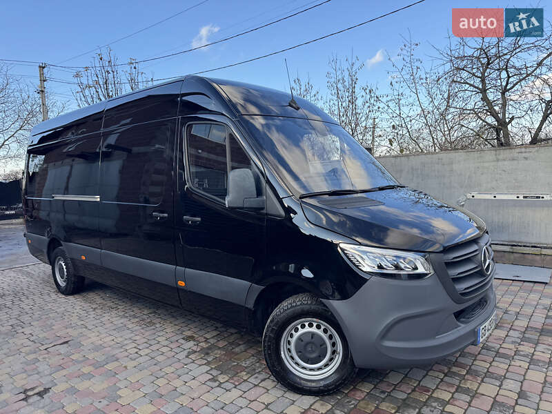 Mercedes-Benz Sprinter 2021