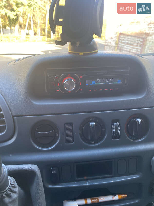 Вантажний фургон Mercedes-Benz Sprinter 2003 в Вінниці