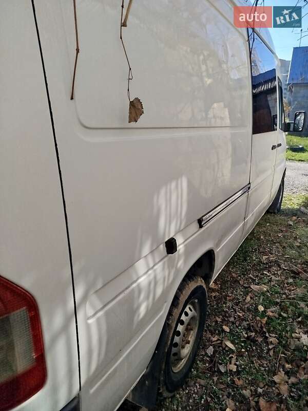 Микровэн Mercedes-Benz Sprinter 2000 в Хусте фото 2 Микровэн Mercedes-Benz Sprinter 2000 в Хусте