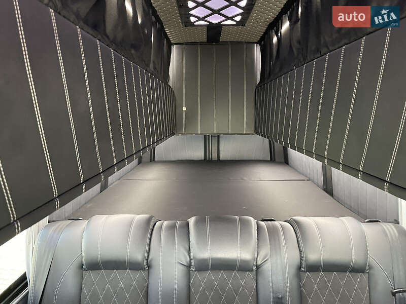 Мікроавтобус Mercedes-Benz Sprinter 2021 в Чернівцях