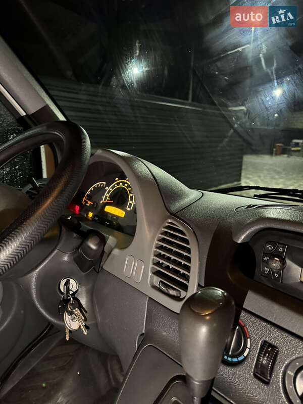 Грузовой фургон Mercedes-Benz Sprinter 2006 в Николаеве