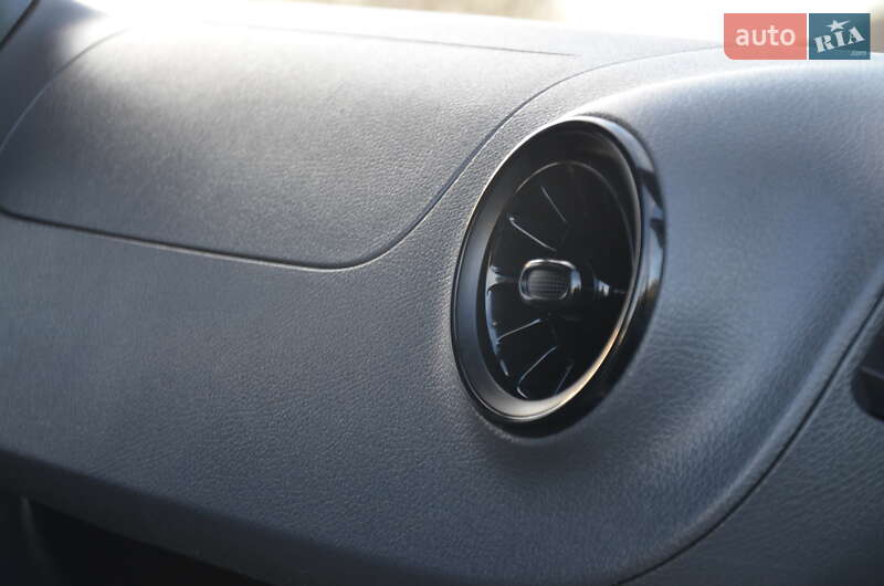 Вантажний фургон Mercedes-Benz Sprinter 2019 в Дрогобичі фото 52 Вантажний фургон Mercedes-Benz Sprinter 2019 в Дрогобичі