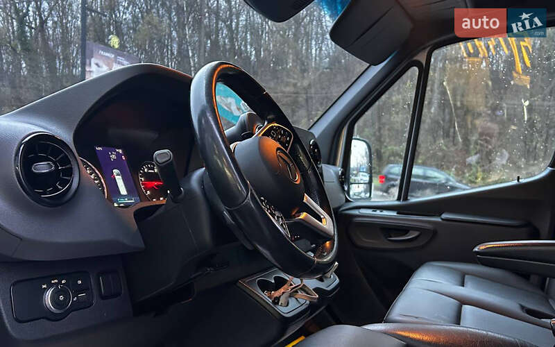 Вантажний фургон Mercedes-Benz Sprinter 2020 в Чернівцях