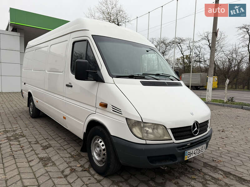 Mercedes-Benz Sprinter 2005