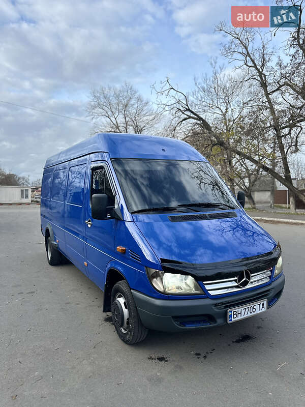 Вантажний фургон Mercedes-Benz Sprinter 2005 в Одесі