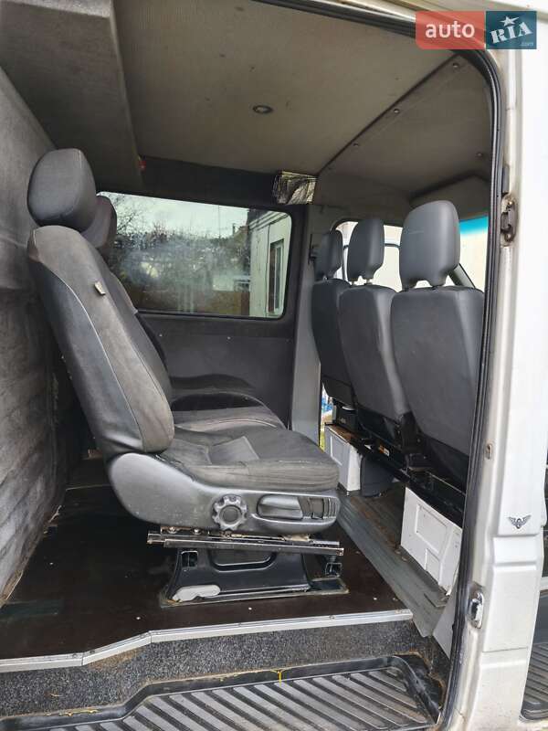 Грузопассажирский фургон Mercedes-Benz Sprinter 2005 в Радомышле