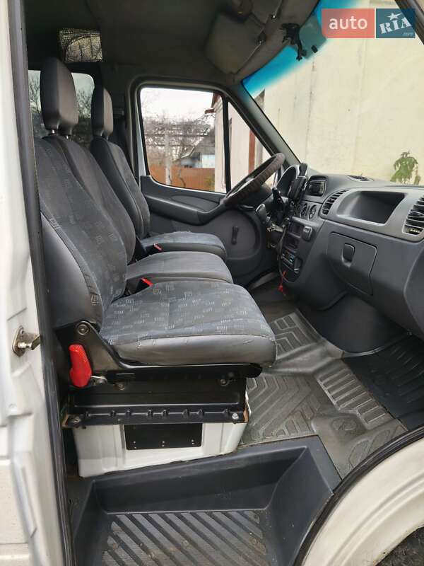 Грузопассажирский фургон Mercedes-Benz Sprinter 2005 в Радомышле