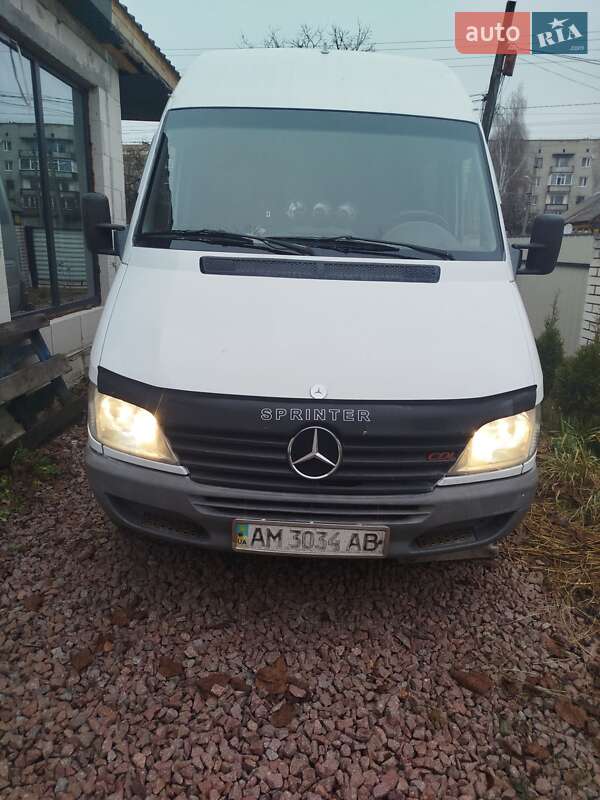 Mercedes-Benz Sprinter 2001 Mercedes-Benz Sprinter 2001