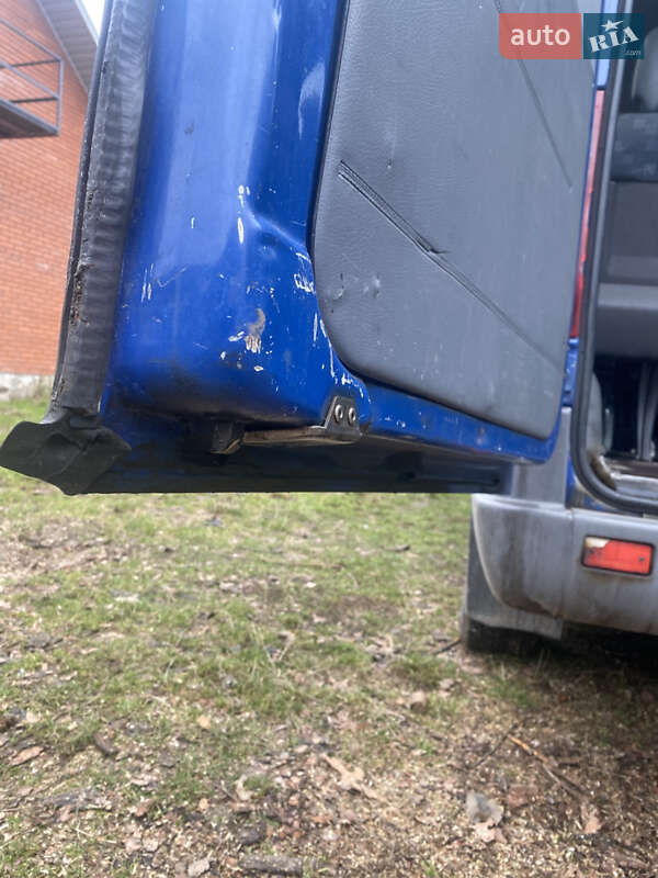 Минивэн Mercedes-Benz Sprinter 2004 в Дубровице