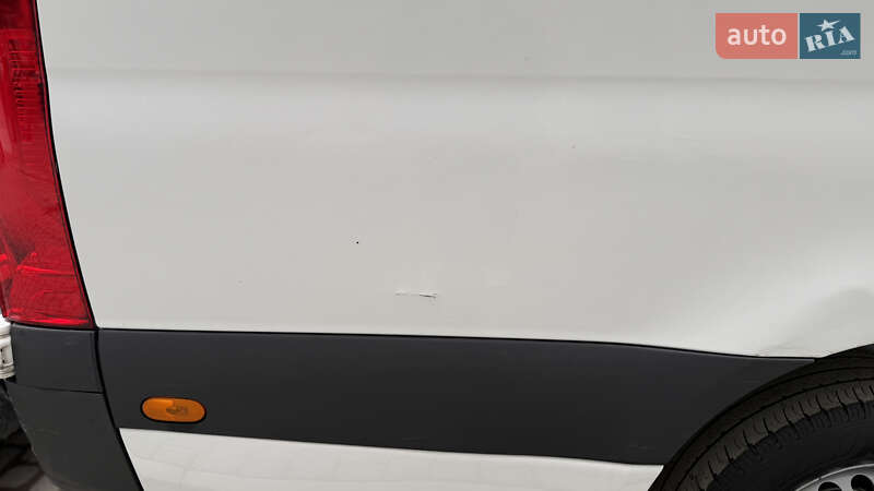 Вантажний фургон Mercedes-Benz Sprinter 2020 в Новояворівську