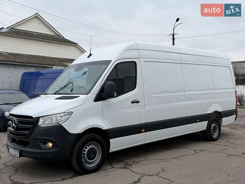 Вантажний фургон Mercedes-Benz Sprinter 2020 в Рівному