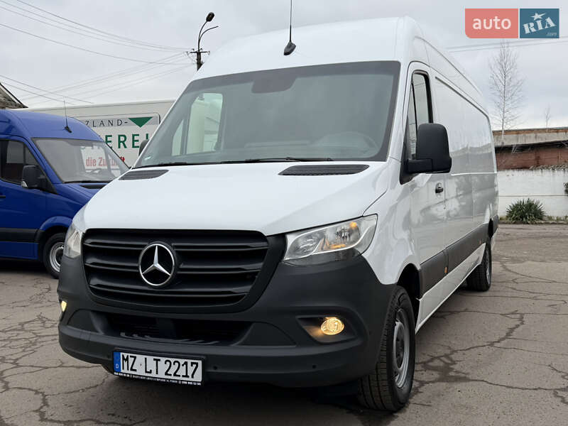 Вантажний фургон Mercedes-Benz Sprinter 2020 в Рівному