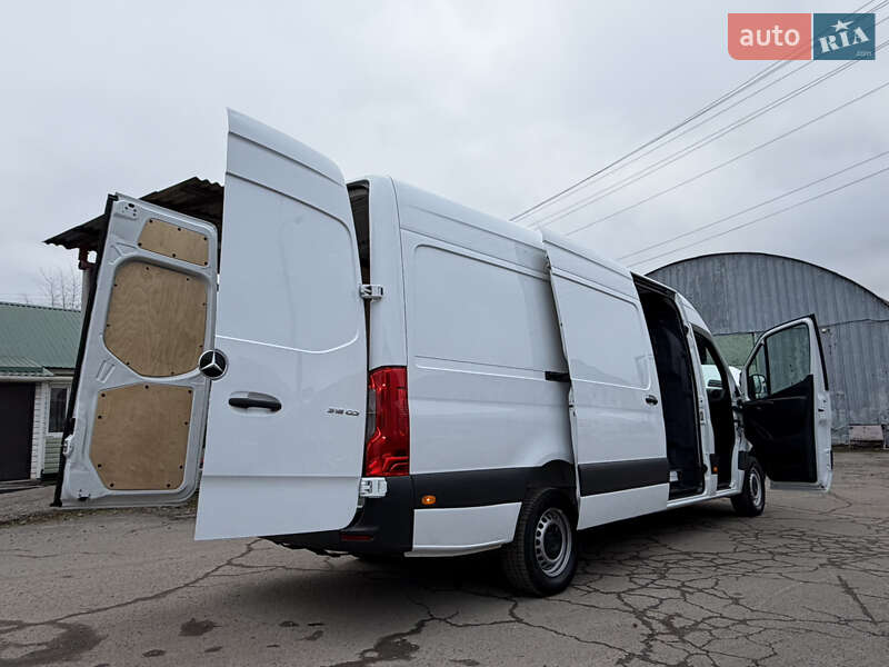 Вантажний фургон Mercedes-Benz Sprinter 2020 в Рівному