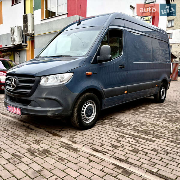 Вантажний фургон Mercedes-Benz Sprinter 2021 в Дніпрі