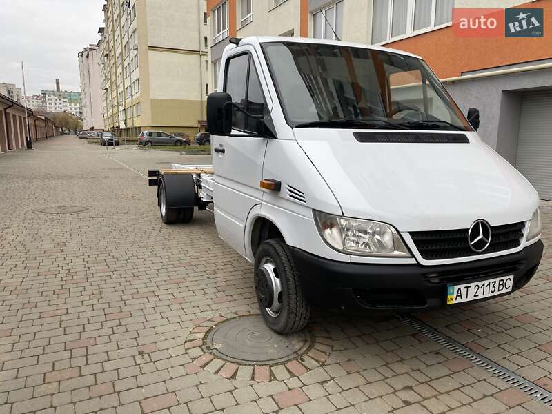 Грузовой фургон Mercedes-Benz Sprinter 2004 в Ивано-Франковске