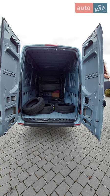 Грузовой фургон Mercedes-Benz Sprinter 2021 в Долине