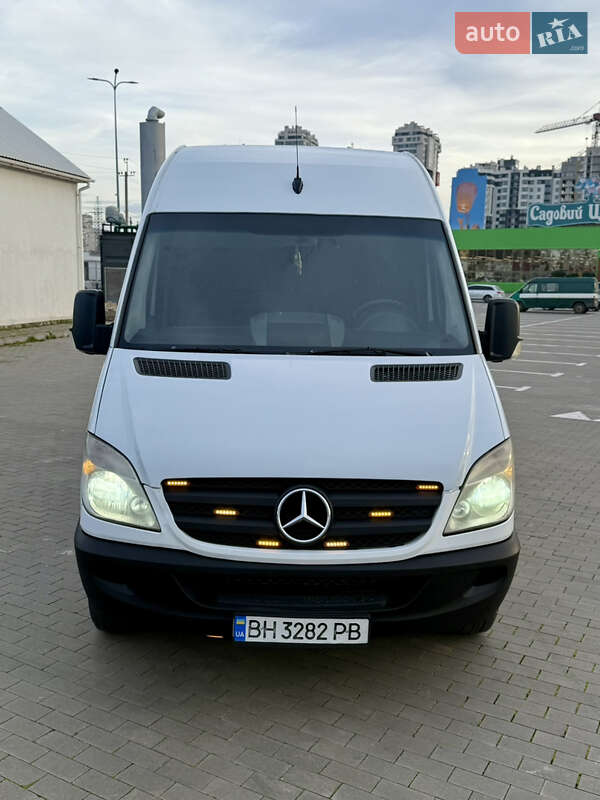 Вантажопасажирський фургон Mercedes-Benz Sprinter 2012 в Одесі