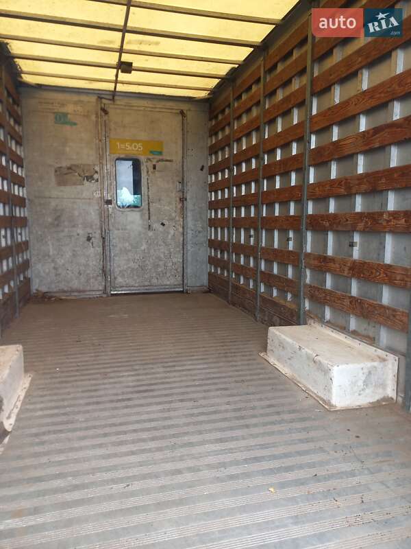 Грузовой фургон Mercedes-Benz Sprinter 1996 в Дрогобыче