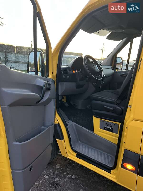 Вантажний фургон Mercedes-Benz Sprinter 2014 в Бершаді