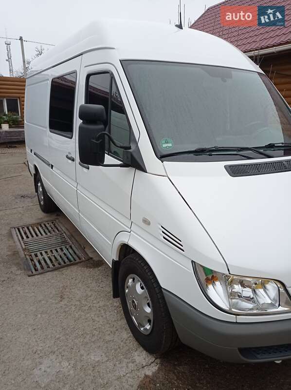 Mercedes-Benz Sprinter 2006