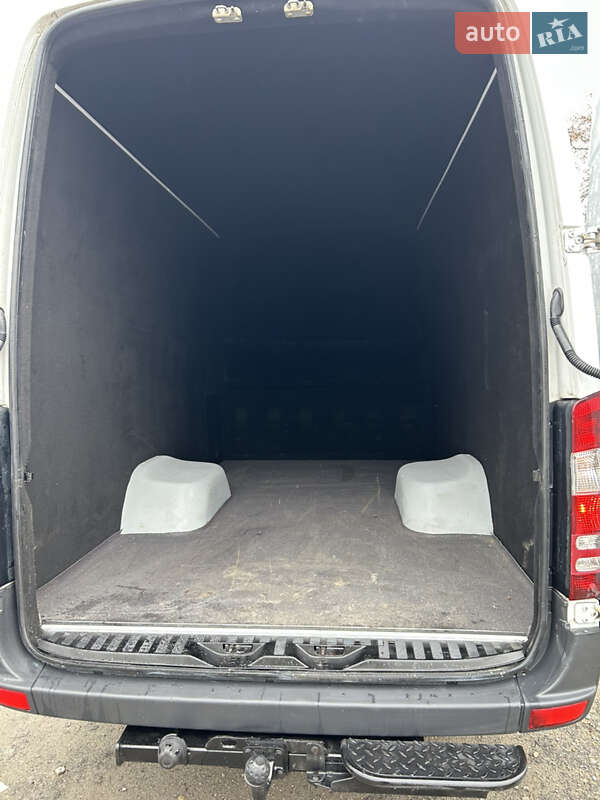 Вантажний фургон Mercedes-Benz Sprinter 2011 в Мельниці-Подільській