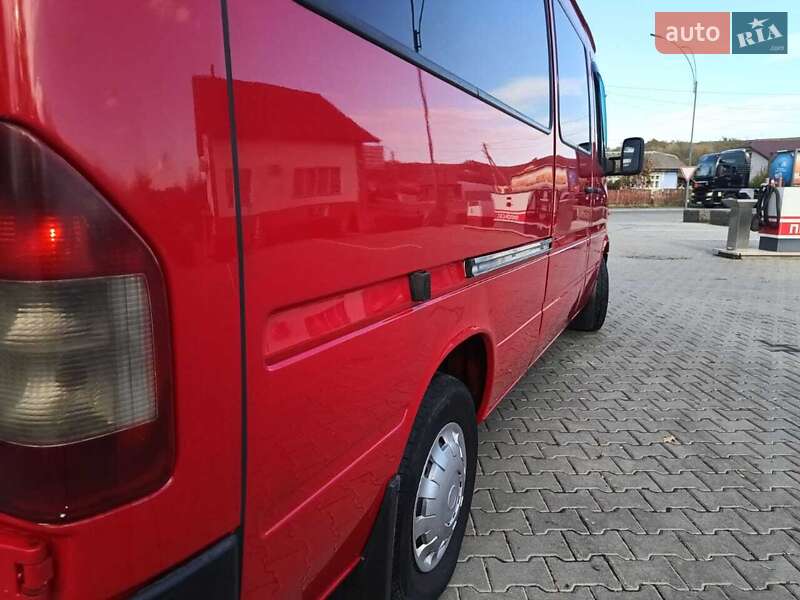 Вантажопасажирський фургон Mercedes-Benz Sprinter 2000 в Снятині