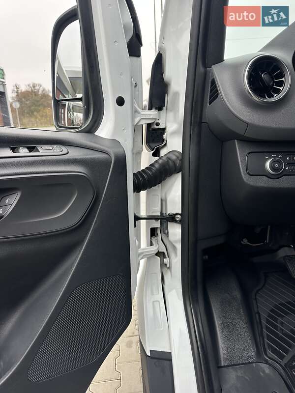 Вантажний фургон Mercedes-Benz Sprinter 2020 в Луцьку