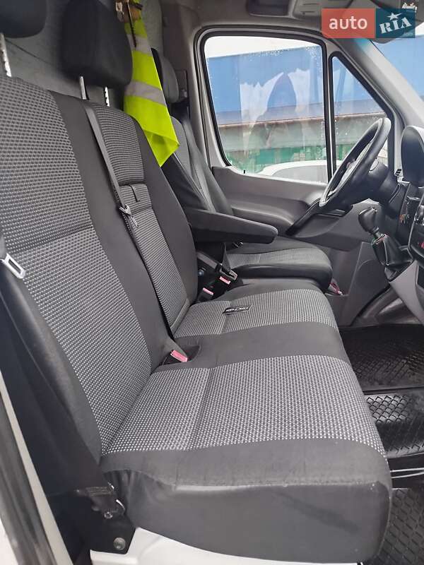 Вантажний фургон Mercedes-Benz Sprinter 2012 в Дрогобичі