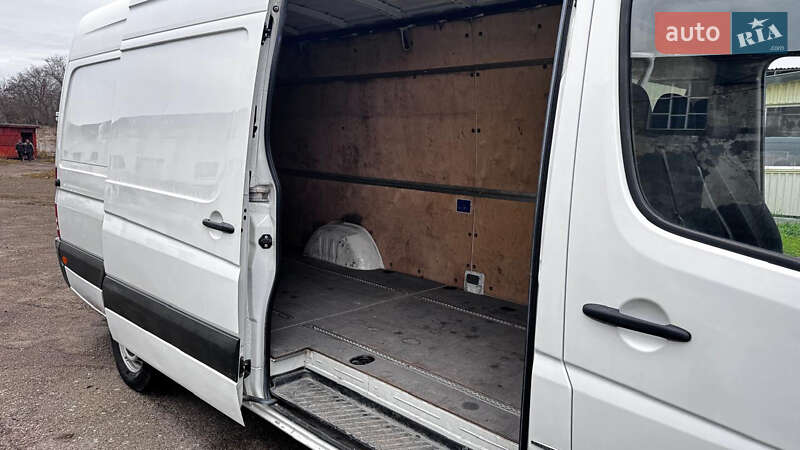 Вантажний фургон Mercedes-Benz Sprinter 2016 в Львові фото 18 Вантажний фургон Mercedes-Benz Sprinter 2016 в Львові