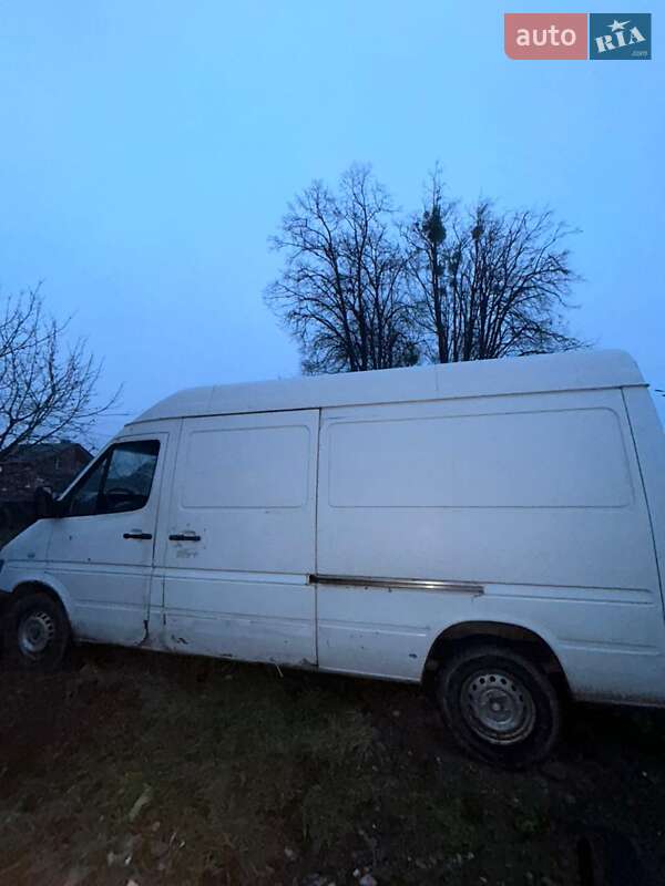 Грузовой фургон Mercedes-Benz Sprinter 1998 в Виннице