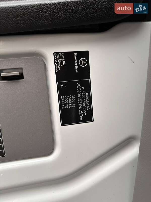 Вантажний фургон Mercedes-Benz Sprinter 2018 в Рівному