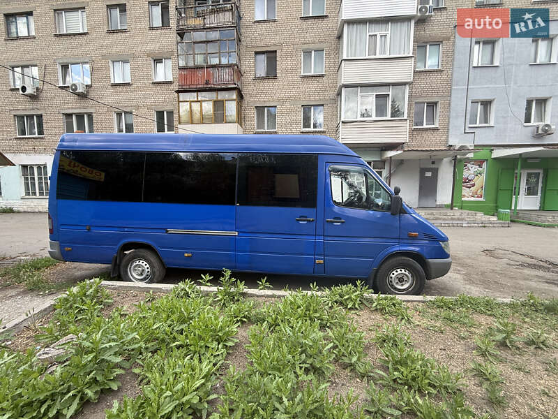 Внедорожник / Кроссовер Mercedes-Benz Sprinter 2004 в Павлограде