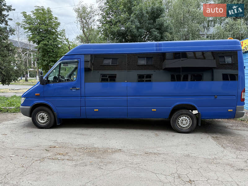 Внедорожник / Кроссовер Mercedes-Benz Sprinter 2004 в Павлограде