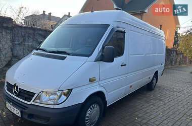 Грузовой фургон Mercedes-Benz Sprinter 2004 в Черноморске