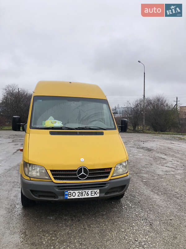 Mercedes-Benz Sprinter 2004