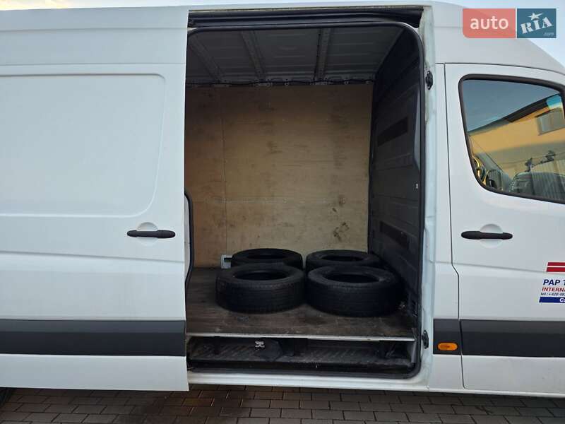 Грузовой фургон Mercedes-Benz Sprinter 2017 в Тячеве фото 15 Грузовой фургон Mercedes-Benz Sprinter 2017 в Тячеве