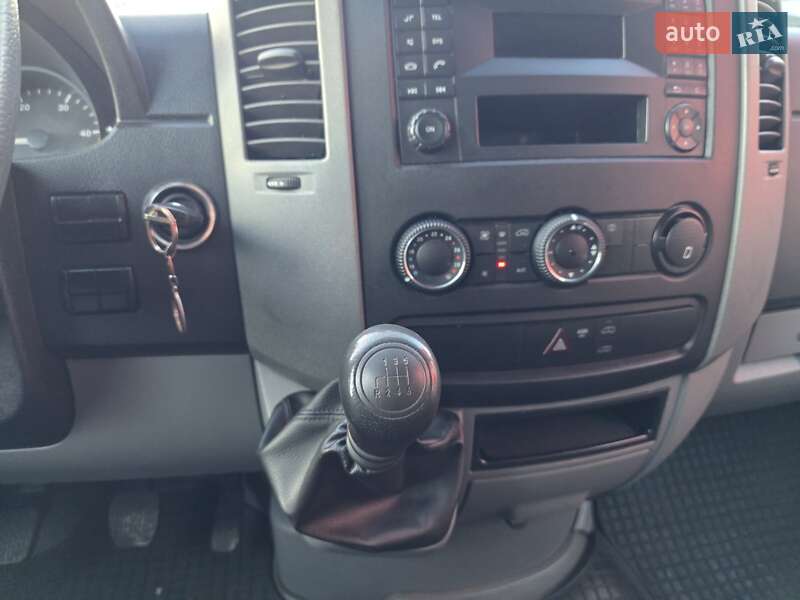 Грузовой фургон Mercedes-Benz Sprinter 2017 в Тячеве фото 14 Грузовой фургон Mercedes-Benz Sprinter 2017 в Тячеве