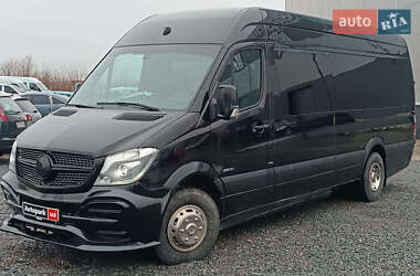 Грузопассажирский фургон Mercedes-Benz Sprinter 2016 в Львове