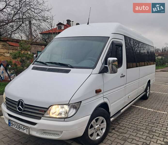 Mercedes-Benz Sprinter 2000