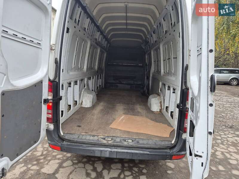 Грузовой фургон Mercedes-Benz Sprinter 2012 в Ровно фото 2 Грузовой фургон Mercedes-Benz Sprinter 2012 в Ровно