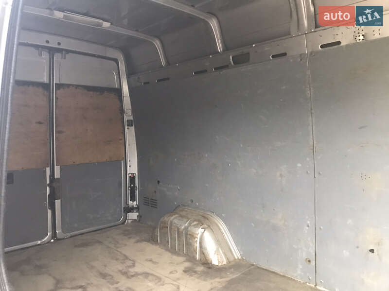 Вантажний фургон Mercedes-Benz Sprinter 2005 в Шептицькому фото 11 Вантажний фургон Mercedes-Benz Sprinter 2005 в Шептицькому