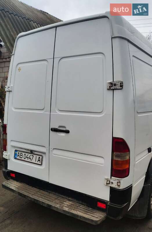 Вантажний фургон Mercedes-Benz Sprinter 1998 в Бершаді