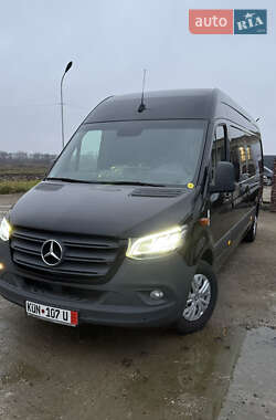 Вантажний фургон Mercedes-Benz Sprinter 2020 в Чернівцях