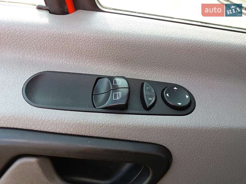 Вантажний фургон Mercedes-Benz Sprinter 2014 в Ковелі фото 25 Вантажний фургон Mercedes-Benz Sprinter 2014 в Ковелі