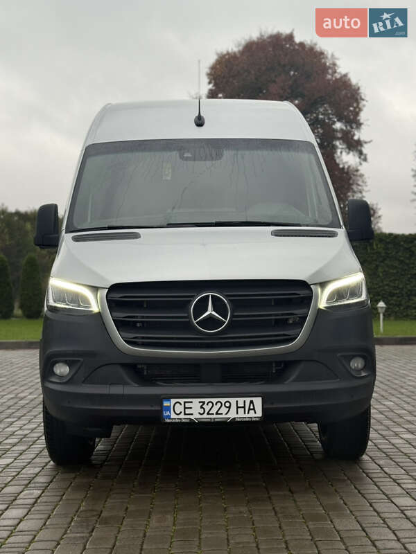 Грузопассажирский фургон Mercedes-Benz Sprinter 2019 в Черновцах
