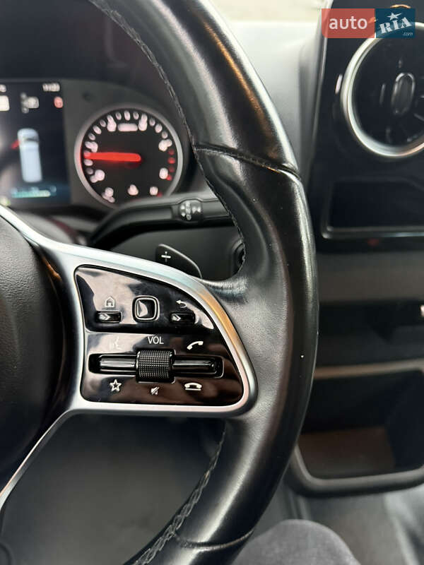 Грузопассажирский фургон Mercedes-Benz Sprinter 2019 в Черновцах