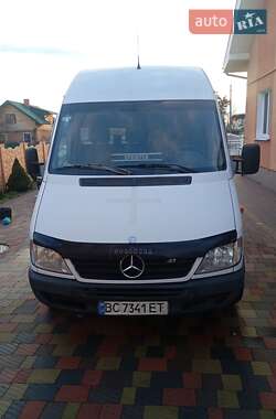 Грузовой фургон Mercedes-Benz Sprinter 2004 в Стрые