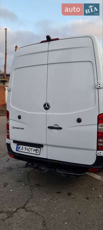 Грузовой фургон Mercedes-Benz Sprinter 2011 в Киеве фото 10 Грузовой фургон Mercedes-Benz Sprinter 2011 в Киеве