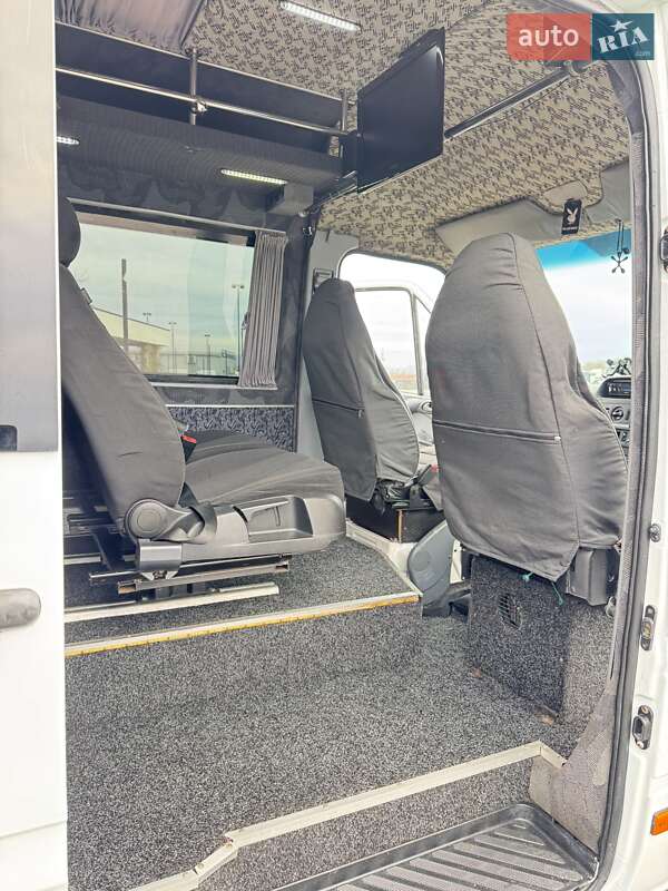 Универсал Mercedes-Benz Sprinter 2002 в Мукачево фото 23 Универсал Mercedes-Benz Sprinter 2002 в Мукачево